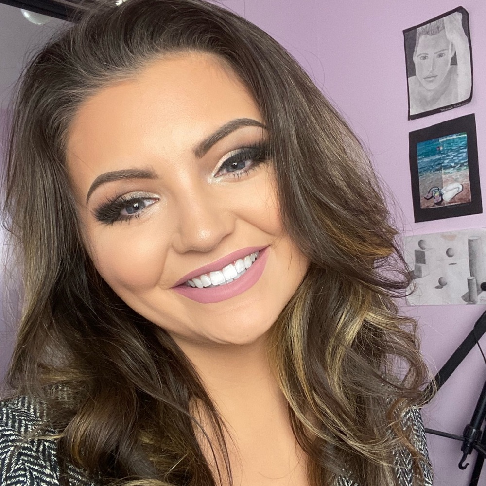 Meet your Posher, Brianna